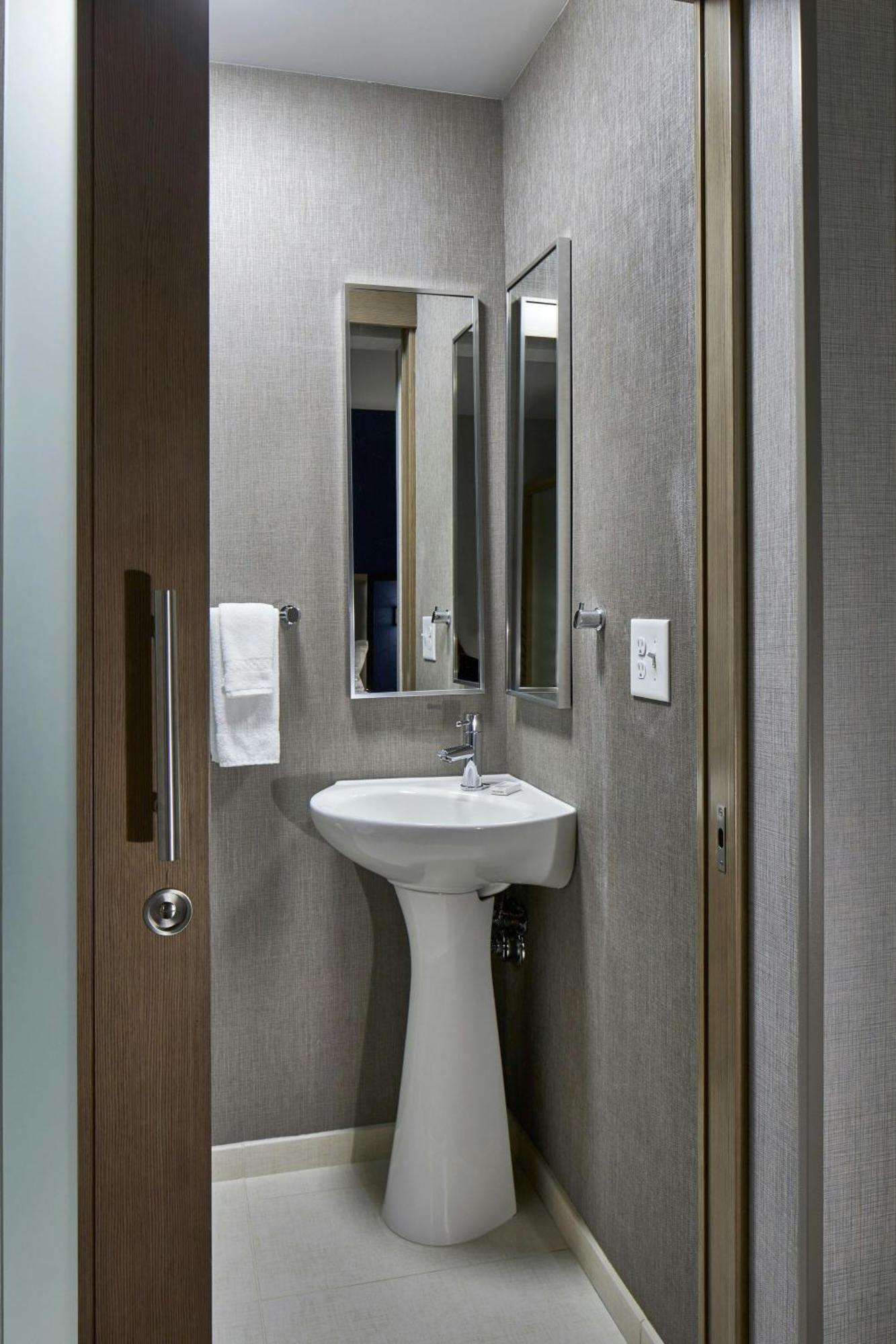 Springhill Suites Charlotte At Carowinds Экстерьер фото